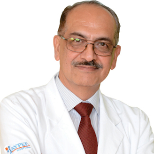 Dr. Manoj Luthra 1