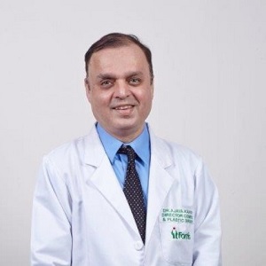 Dr. Ajaya Kashyap: Plastic & Cosmetic Surgeon | FMRI Gurgaon